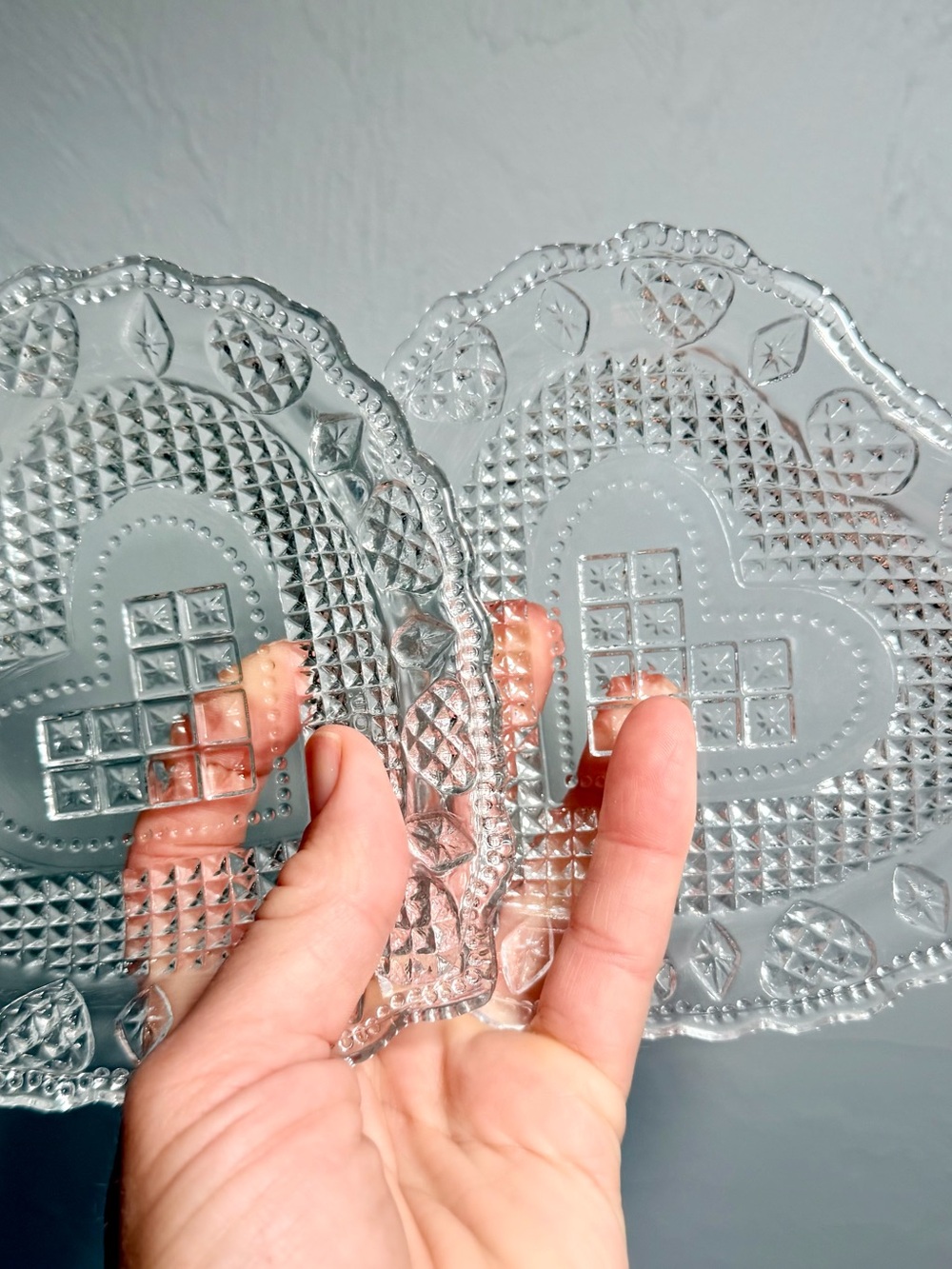 Vintage Avon Pressed Glass Heart Dish Pair - Clear Crystal-Look - Picture 2 of 7